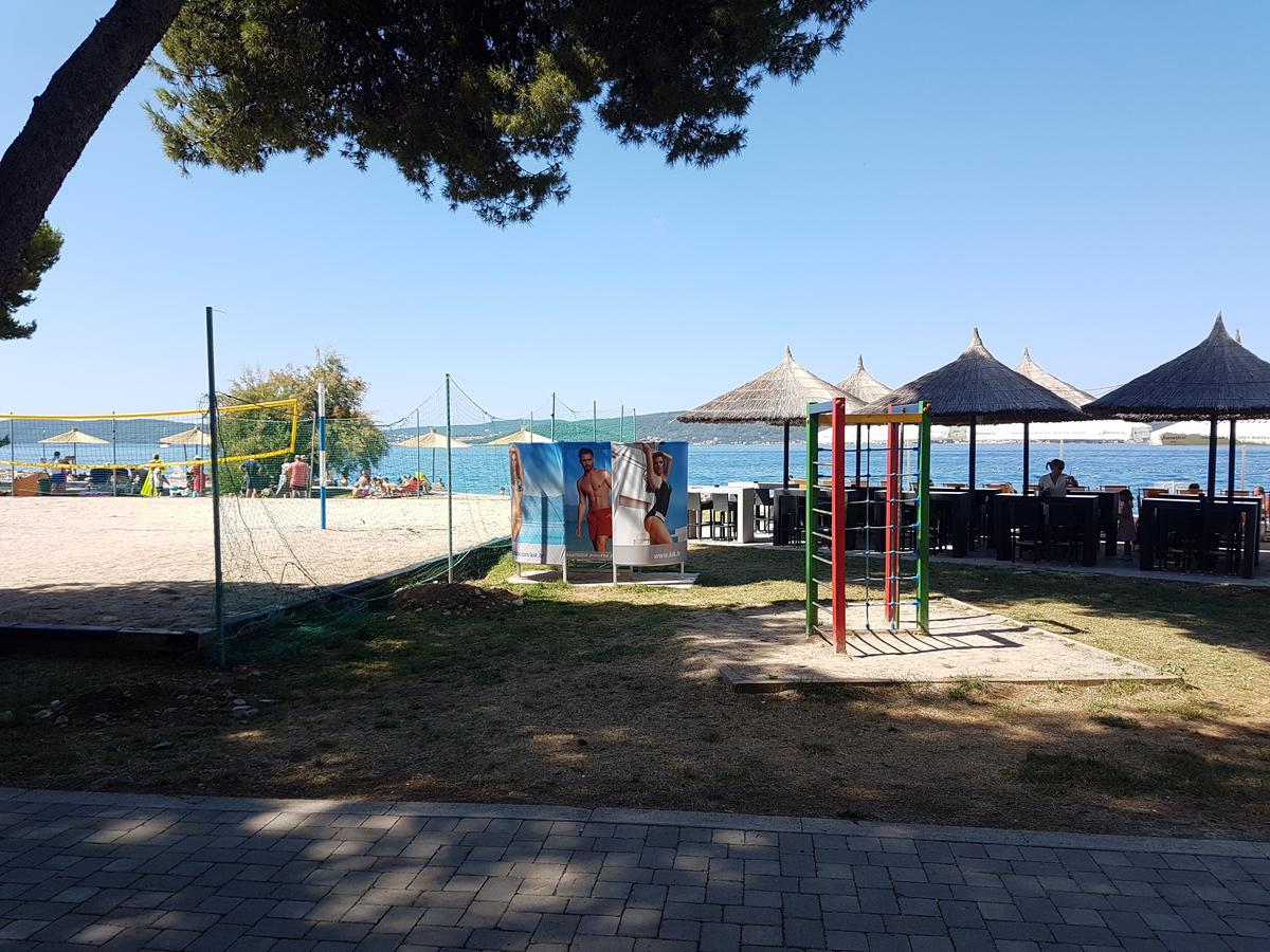 Apartments Fontana Zadar Exterior photo